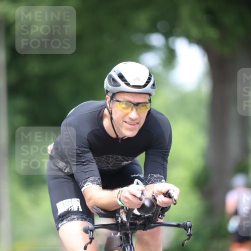 15.06.2025 - 7 Türme Triathlon Yannick Fuchs http://msf.ph/oto/8008016 15.06.2025 13:22:12 Radfahren 458, 678, 937, 983, 1133 meine-sportfotos.de