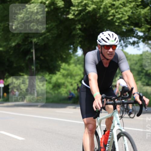 15.06.2025 - 7 Türme Triathlon Yannick Fuchs http://msf.ph/oto/8008038 15.06.2025 12:41:03 Radfahren 201, 214, 283, 323 meine-sportfotos.de