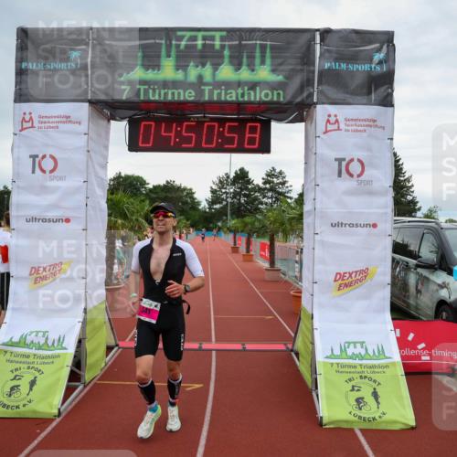 15.06.2025 - 7 Türme Triathlon Michael Strokosch http://msf.ph/oto/8008109 15.06.2025 14:50:58 Ziel 341 meine-sportfotos.de