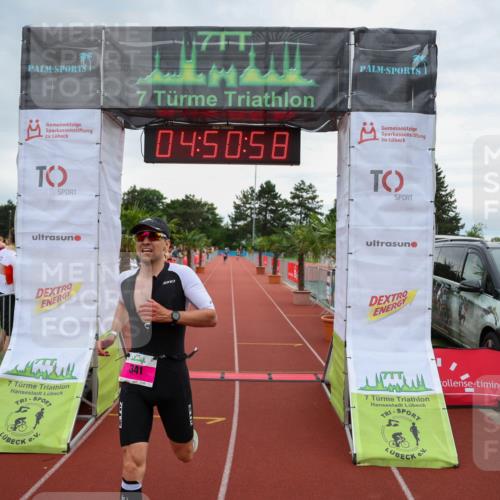 15.06.2025 - 7 Türme Triathlon Michael Strokosch http://msf.ph/oto/8008114 15.06.2025 14:50:58 Ziel 341 meine-sportfotos.de