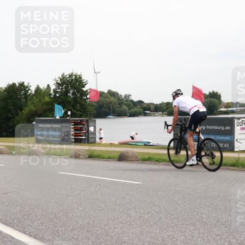 15.06.2025 - 27. Vierlanden-Triathlon H.Heesch http://msf.ph/oto/8008121 15.06.2025 10:46:18 Radfahren 3, 153 meine-sportfotos.de