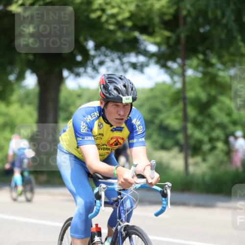 15.06.2025 - 7 Türme Triathlon Yannick Fuchs http://msf.ph/oto/8008157 15.06.2025 12:41:10 Radfahren 214, 336 meine-sportfotos.de