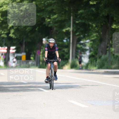 15.06.2025 - 7 Türme Triathlon Yannick Fuchs http://msf.ph/oto/8008183 15.06.2025 12:41:43 Radfahren 223, 455, 475 meine-sportfotos.de