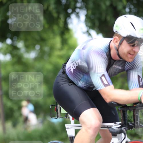 15.06.2025 - 7 Türme Triathlon Yannick Fuchs http://msf.ph/oto/8008277 15.06.2025 13:22:26 Radfahren 260, 356, 491, 631, 803 meine-sportfotos.de