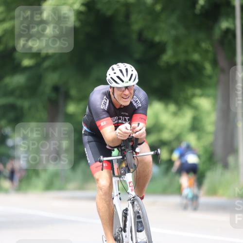15.06.2025 - 7 Türme Triathlon Yannick Fuchs http://msf.ph/oto/8008355 15.06.2025 13:22:35 Radfahren 301, 356, 491 meine-sportfotos.de