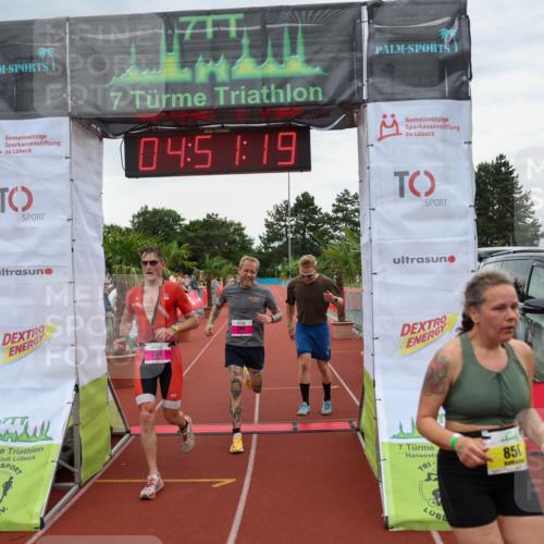 15.06.2025 - 7 Türme Triathlon Michael Strokosch http://msf.ph/oto/8008375 15.06.2025 14:51:19 Ziel 244, 254, 552, 856 meine-sportfotos.de
