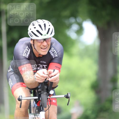 15.06.2025 - 7 Türme Triathlon Yannick Fuchs http://msf.ph/oto/8008396 15.06.2025 13:22:35 Radfahren 301, 356, 491 meine-sportfotos.de