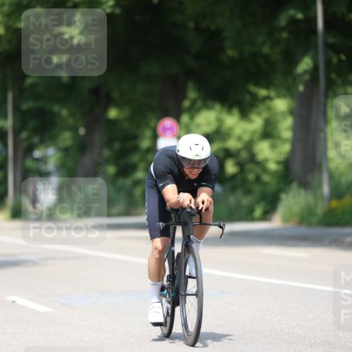 15.06.2025 - 7 Türme Triathlon Yannick Fuchs http://msf.ph/oto/8008407 15.06.2025 12:42:16 Radfahren 263, 297, 556, 571, 611, 645 meine-sportfotos.de