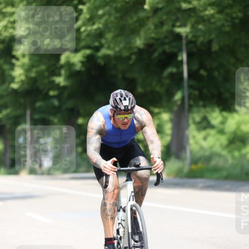 15.06.2025 - 7 Türme Triathlon Yannick Fuchs http://msf.ph/oto/8008448 15.06.2025 12:42:17 Radfahren 263, 297, 556, 571, 611, 645 meine-sportfotos.de