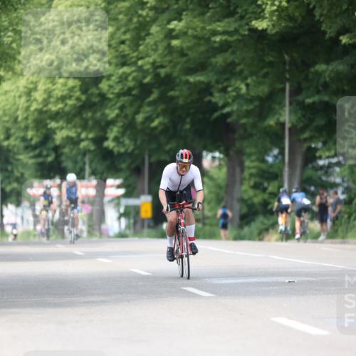 15.06.2025 - 7 Türme Triathlon Yannick Fuchs http://msf.ph/oto/8008449 15.06.2025 13:22:42 Radfahren 661, 766 meine-sportfotos.de