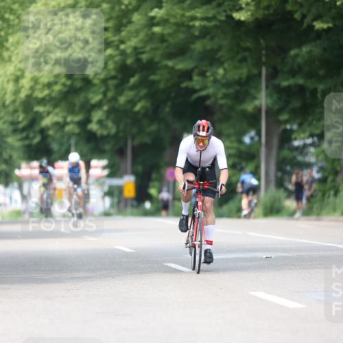 15.06.2025 - 7 Türme Triathlon Yannick Fuchs http://msf.ph/oto/8008451 15.06.2025 13:22:43 Radfahren 661, 766 meine-sportfotos.de