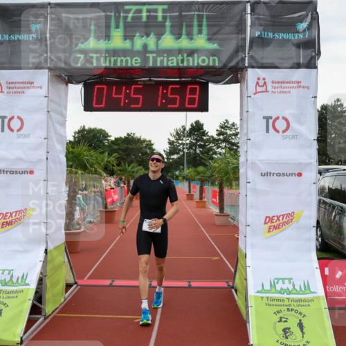 15.06.2025 - 7 Türme Triathlon Michael Strokosch http://msf.ph/oto/8008492 15.06.2025 14:51:57 Ziel 200 meine-sportfotos.de