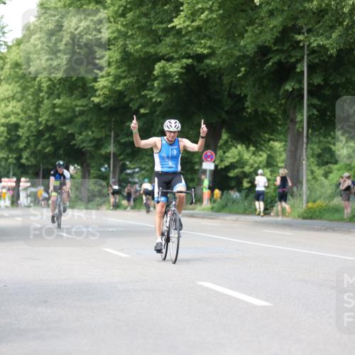 15.06.2025 - 7 Türme Triathlon Yannick Fuchs http://msf.ph/oto/8008512 15.06.2025 13:22:48 Radfahren 661 meine-sportfotos.de