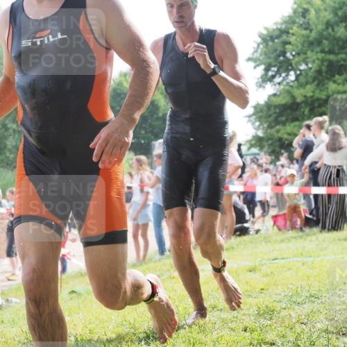 15.06.2025 - 27. Vierlanden-Triathlon KatJ http://msf.ph/oto/8008534 15.06.2025 10:06:54 Schwimmen 367, 386, 388, 396, 423, 429, 441, 457, 467 meine-sportfotos.de