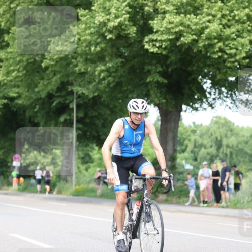 15.06.2025 - 7 Türme Triathlon Yannick Fuchs http://msf.ph/oto/8008536 15.06.2025 13:22:49 Radfahren  meine-sportfotos.de
