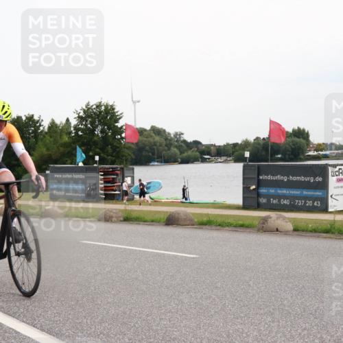 15.06.2025 - 27. Vierlanden-Triathlon H.Heesch http://msf.ph/oto/8008574 15.06.2025 10:48:26 Radfahren 22, 34, 93, 139, 393, 422 meine-sportfotos.de