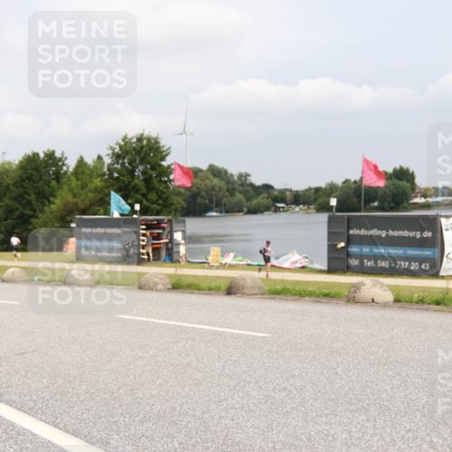 21.06.2025 - 27. Vierlanden-Triathlon H.Heesch http://msf.ph/oto/8008776 15.06.2025 12:19:38 Radfahren 637, 646, 647, 947, 953 meine-sportfotos.de