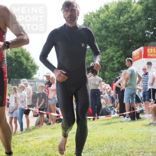 15.06.2025 - 27. Vierlanden-Triathlon KatJ http://msf.ph/oto/8008783 15.06.2025 10:07:05 Schwimmen 131, 376, 429, 462, 467 meine-sportfotos.de