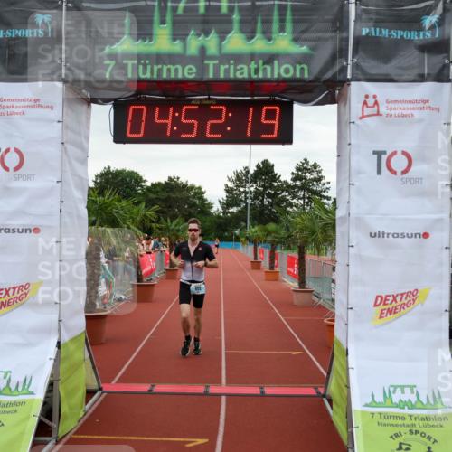 15.06.2025 - 7 Türme Triathlon Michael Strokosch http://msf.ph/oto/8008792 15.06.2025 14:52:19 Ziel 453 meine-sportfotos.de