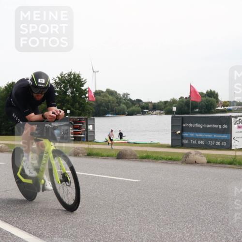 15.06.2025 - 27. Vierlanden-Triathlon H.Heesch http://msf.ph/oto/8008818 15.06.2025 10:50:18 Radfahren 50, 86 meine-sportfotos.de