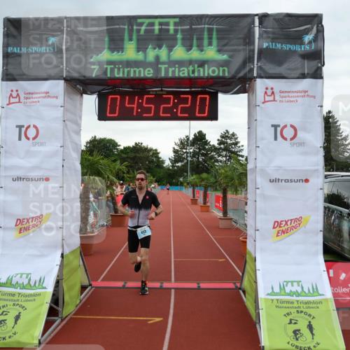 15.06.2025 - 7 Türme Triathlon Michael Strokosch http://msf.ph/oto/8008824 15.06.2025 14:52:20 Ziel 453 meine-sportfotos.de