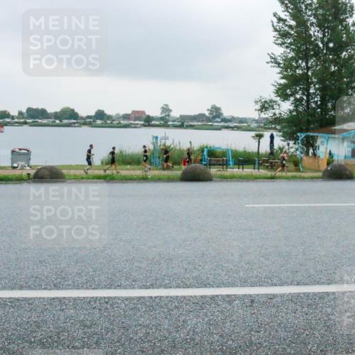 21.06.2025 - 27. Vierlanden-Triathlon H.Heesch http://msf.ph/oto/8008827 15.06.2025 13:28:04 Radfahren 1115, 1251, 1270, 1275, 1294, 1295 meine-sportfotos.de