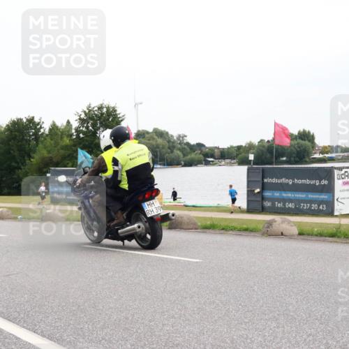 15.06.2025 - 27. Vierlanden-Triathlon H.Heesch http://msf.ph/oto/8008833 15.06.2025 10:50:29 Radfahren 36 meine-sportfotos.de