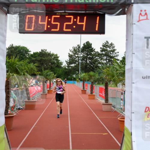 15.06.2025 - 7 Türme Triathlon Michael Strokosch http://msf.ph/oto/8008930 15.06.2025 14:52:41 Ziel 883 meine-sportfotos.de