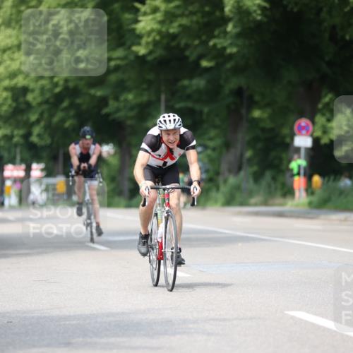 15.06.2025 - 7 Türme Triathlon Yannick Fuchs http://msf.ph/oto/8008989 15.06.2025 13:23:37 Radfahren 451, 580, 1181 meine-sportfotos.de