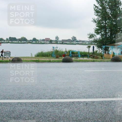 21.06.2025 - 27. Vierlanden-Triathlon H.Heesch http://msf.ph/oto/8009006 15.06.2025 13:28:58 Radfahren 1122, 1161, 1314 meine-sportfotos.de