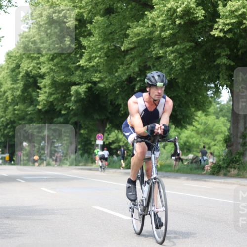 15.06.2025 - 7 Türme Triathlon Yannick Fuchs http://msf.ph/oto/8009075 15.06.2025 13:23:39 Radfahren 451, 1181 meine-sportfotos.de