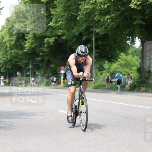 15.06.2025 - 7 Türme Triathlon Yannick Fuchs http://msf.ph/oto/8009116 15.06.2025 13:23:43 Radfahren 1181 meine-sportfotos.de