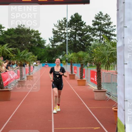 15.06.2025 - 7 Türme Triathlon Michael Strokosch http://msf.ph/oto/8009198 15.06.2025 14:53:04 Ziel 280, 588 meine-sportfotos.de