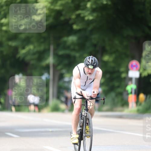 15.06.2025 - 7 Türme Triathlon Yannick Fuchs http://msf.ph/oto/8009239 15.06.2025 13:23:57 Radfahren 458, 874, 908, 1016 meine-sportfotos.de
