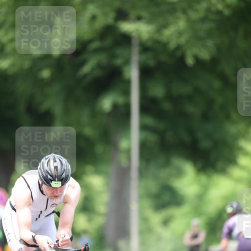 15.06.2025 - 7 Türme Triathlon Yannick Fuchs http://msf.ph/oto/8009246 15.06.2025 13:23:57 Radfahren 458, 874, 908, 1016 meine-sportfotos.de