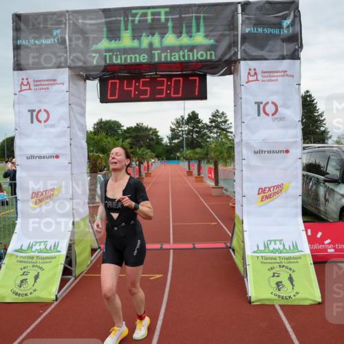 15.06.2025 - 7 Türme Triathlon Michael Strokosch http://msf.ph/oto/8009301 15.06.2025 14:53:07 Ziel 588 meine-sportfotos.de