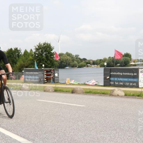21.06.2025 - 27. Vierlanden-Triathlon H.Heesch http://msf.ph/oto/8009421 15.06.2025 12:24:41 Radfahren 714, 747, 841, 968 meine-sportfotos.de