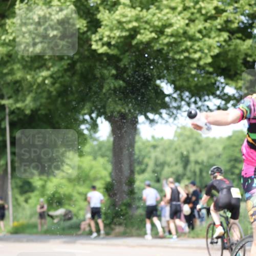 15.06.2025 - 7 Türme Triathlon Yannick Fuchs http://msf.ph/oto/8009425 15.06.2025 13:24:01 Radfahren 219, 458, 624, 1016 meine-sportfotos.de