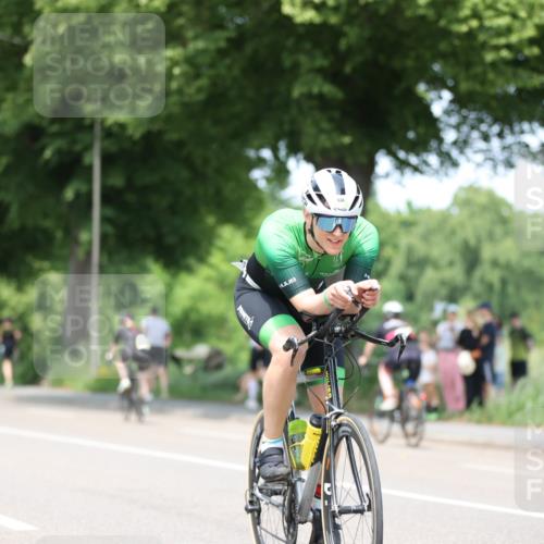 15.06.2025 - 7 Türme Triathlon Yannick Fuchs http://msf.ph/oto/8009443 15.06.2025 13:24:03 Radfahren 219, 458, 624 meine-sportfotos.de
