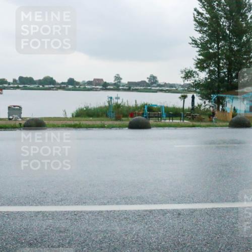 21.06.2025 - 27. Vierlanden-Triathlon H.Heesch http://msf.ph/oto/8009457 15.06.2025 13:30:34 Radfahren 1250, 1262, 1307 meine-sportfotos.de