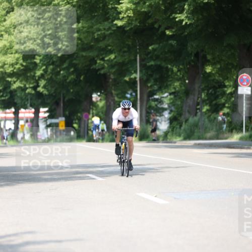 15.06.2025 - 7 Türme Triathlon Yannick Fuchs http://msf.ph/oto/8009521 15.06.2025 12:43:09 Radfahren 392, 590 meine-sportfotos.de
