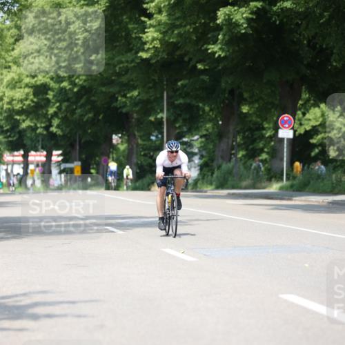 15.06.2025 - 7 Türme Triathlon Yannick Fuchs http://msf.ph/oto/8009534 15.06.2025 12:43:09 Radfahren 392, 590 meine-sportfotos.de