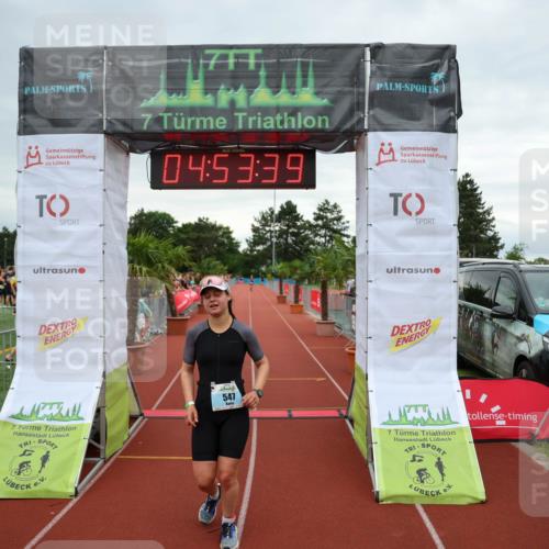 15.06.2025 - 7 Türme Triathlon Michael Strokosch http://msf.ph/oto/8009607 15.06.2025 14:53:38 Ziel 547 meine-sportfotos.de