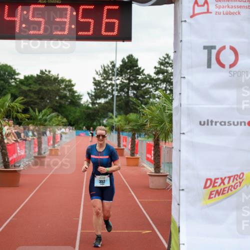 15.06.2025 - 7 Türme Triathlon Michael Strokosch http://msf.ph/oto/8009646 15.06.2025 14:53:55 Ziel 352 meine-sportfotos.de