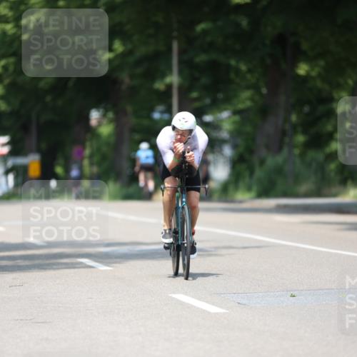 15.06.2025 - 7 Türme Triathlon Yannick Fuchs http://msf.ph/oto/8009650 15.06.2025 12:43:29 Radfahren  meine-sportfotos.de