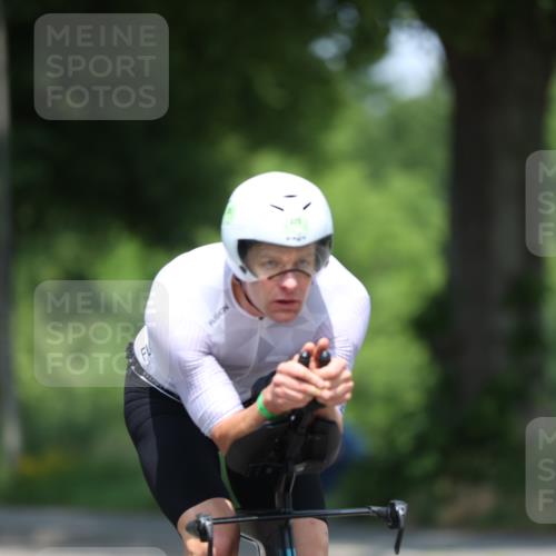 15.06.2025 - 7 Türme Triathlon Yannick Fuchs http://msf.ph/oto/8009727 15.06.2025 12:43:30 Radfahren  meine-sportfotos.de