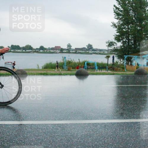 21.06.2025 - 27. Vierlanden-Triathlon H.Heesch http://msf.ph/oto/8009737 15.06.2025 13:41:32 Radfahren 1174 meine-sportfotos.de