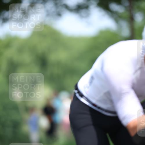 15.06.2025 - 7 Türme Triathlon Yannick Fuchs http://msf.ph/oto/8009760 15.06.2025 12:43:31 Radfahren 658 meine-sportfotos.de