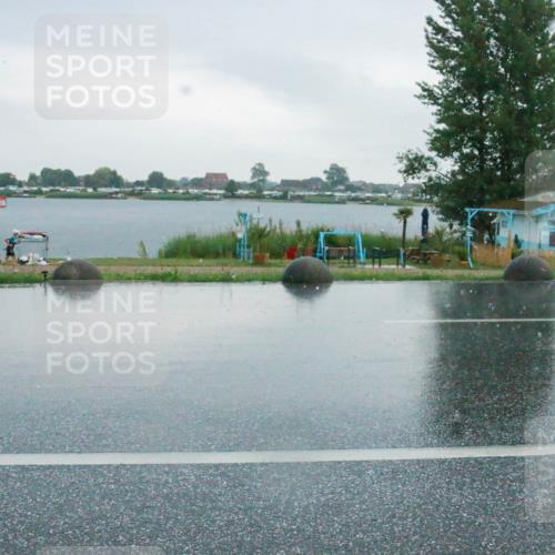 21.06.2025 - 27. Vierlanden-Triathlon H.Heesch http://msf.ph/oto/8009767 15.06.2025 13:41:50 Radfahren 1180, 1191 meine-sportfotos.de