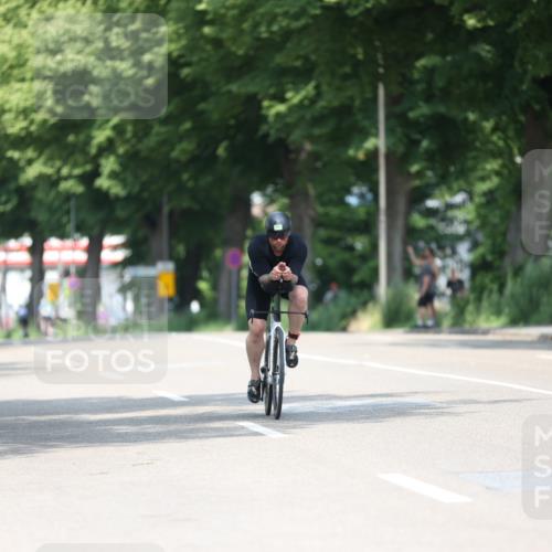15.06.2025 - 7 Türme Triathlon Yannick Fuchs http://msf.ph/oto/8009773 15.06.2025 12:43:42 Radfahren 491, 571, 584, 611, 630, 662 meine-sportfotos.de